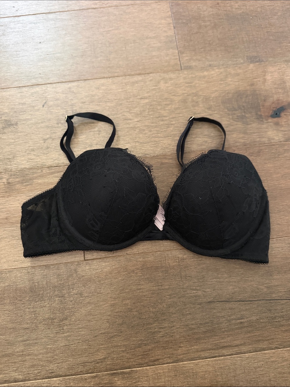 💋Victoria's Secret Black Lace Push-Up Bra